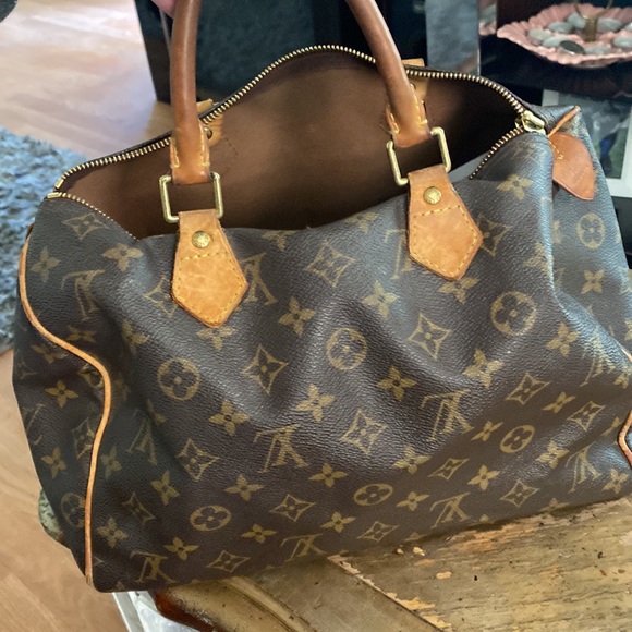 Authentic Louis Vuitton speedy 30 - Picture 3 of 15